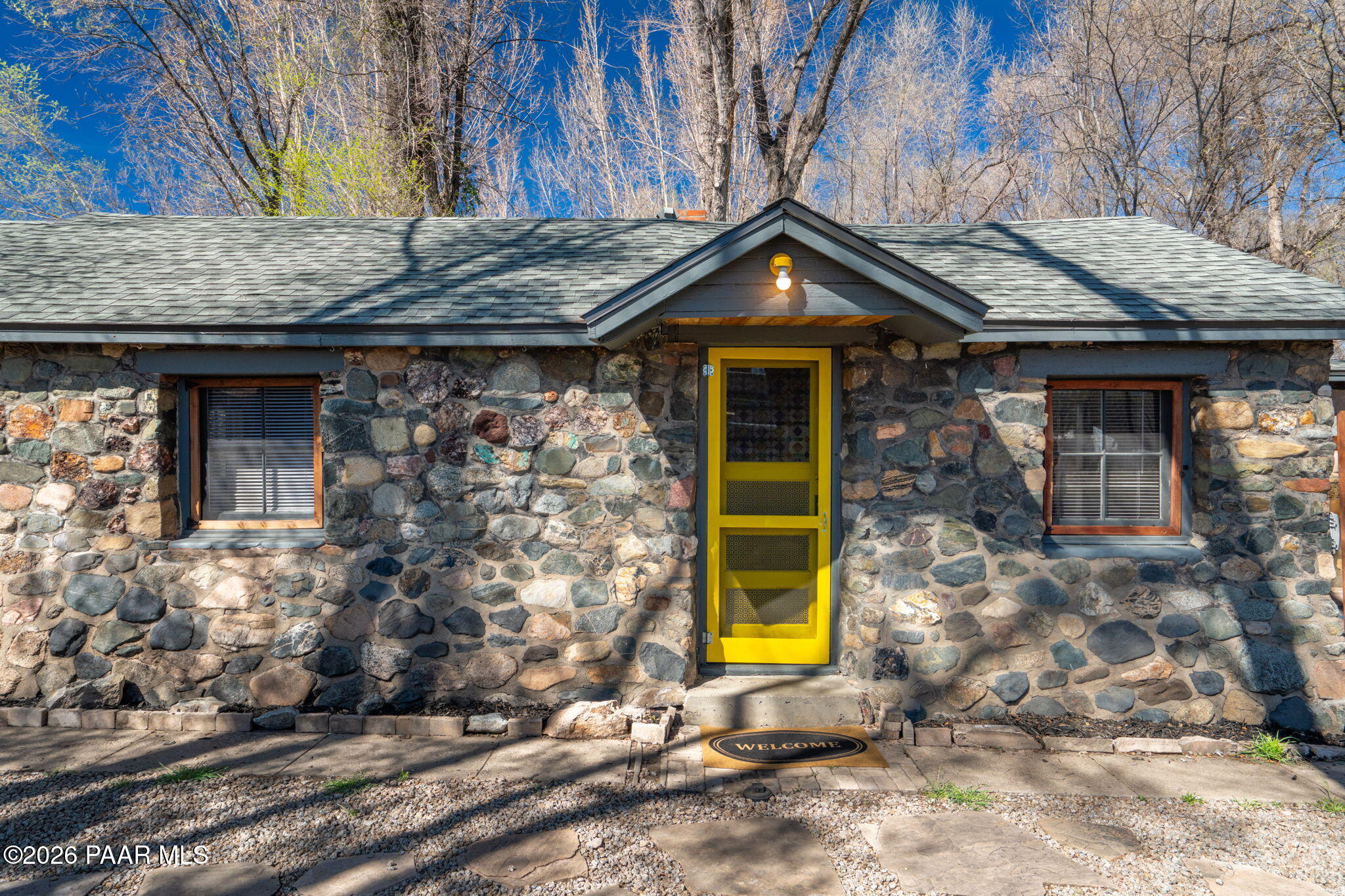 703 North Walnut Street Prescott, AZ 86301 - Photo 2 of 29 22-web-or-mls-703-n-walnut-st