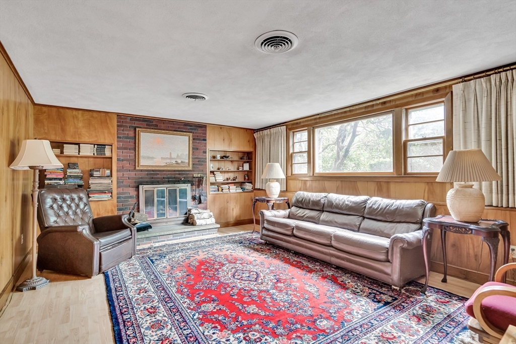 27 Philip Road Lexington, MA 02421 - Photo 24 of 32