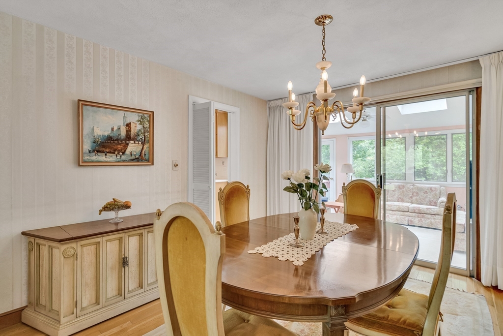 27 Philip Road Lexington, MA 02421 - Photo 8 of 32