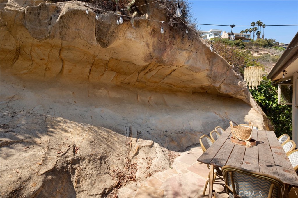 2072 Hidden Valley Canyon Road Laguna Beach, CA 92651 - Photo 20 of 26 a view of a backyard of the house