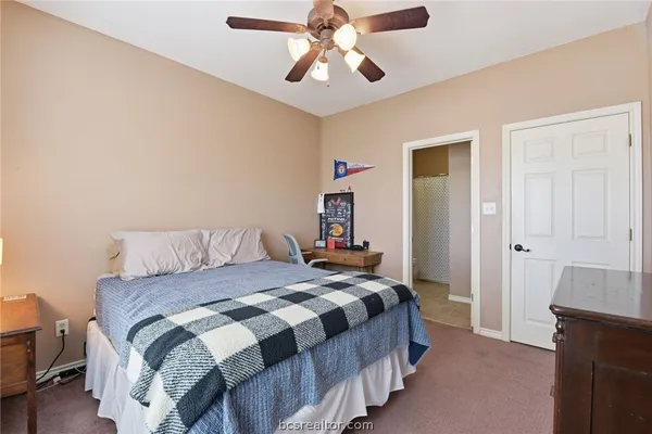 $245,000 | 1425 West Villa Maria Road, Unit 605, Bryan, TX 77801