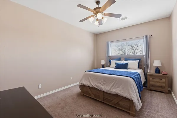 $245,000 | 1425 West Villa Maria Road, Unit 605, Bryan, TX 77801