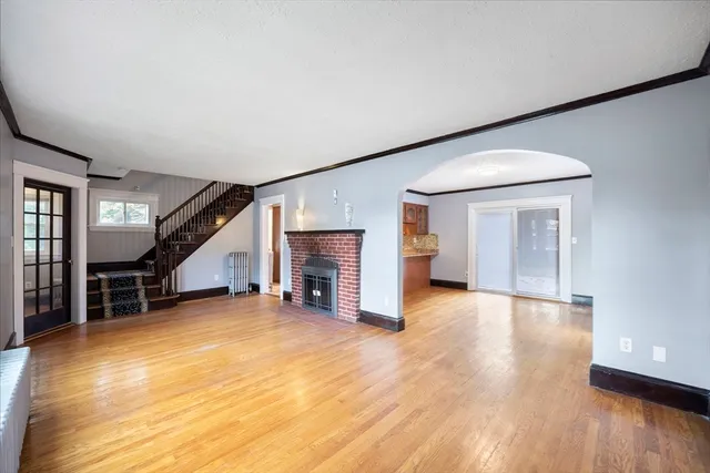 $450,000 | 589 Sunderland Road, Worcester, MA 01604