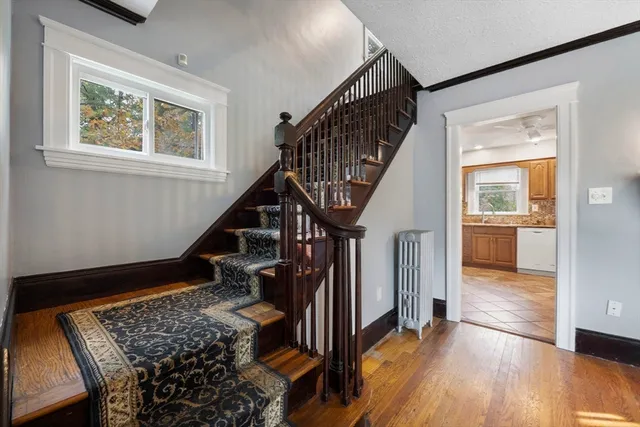 $450,000 | 589 Sunderland Road, Worcester, MA 01604