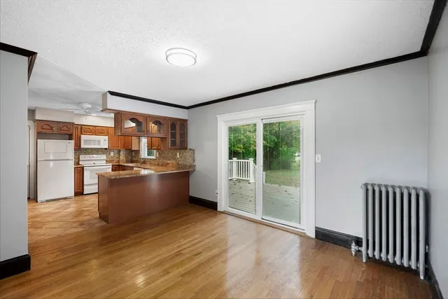 $450,000 | 589 Sunderland Road, Worcester, MA 01604