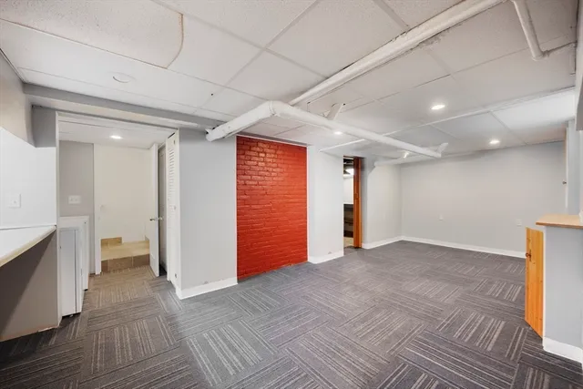 $450,000 | 589 Sunderland Road, Worcester, MA 01604