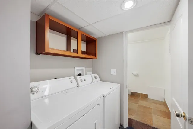 $450,000 | 589 Sunderland Road, Worcester, MA 01604