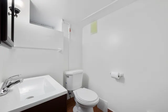 $450,000 | 589 Sunderland Road, Worcester, MA 01604