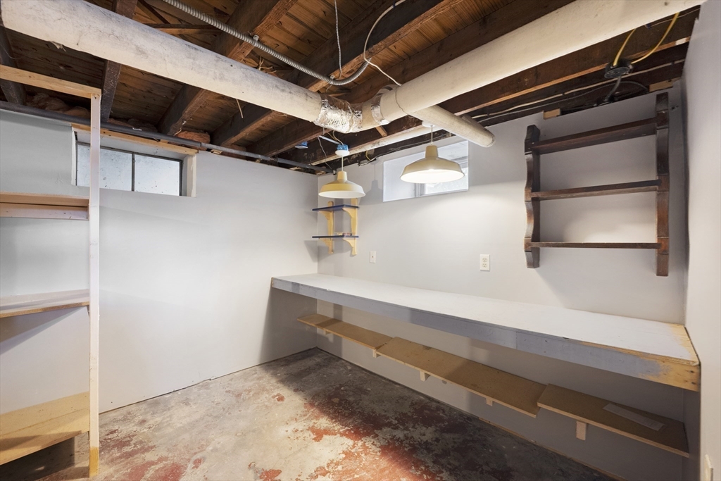 589 Sunderland Road Worcester, MA 01604 - Photo 34 of 38 Gallery Image 34