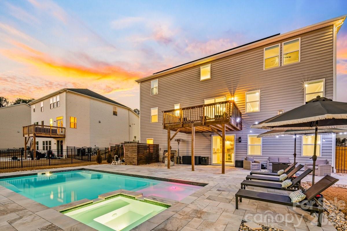 18905 Bankhead Road Charlotte, NC 28278 - Photo 4 of 47