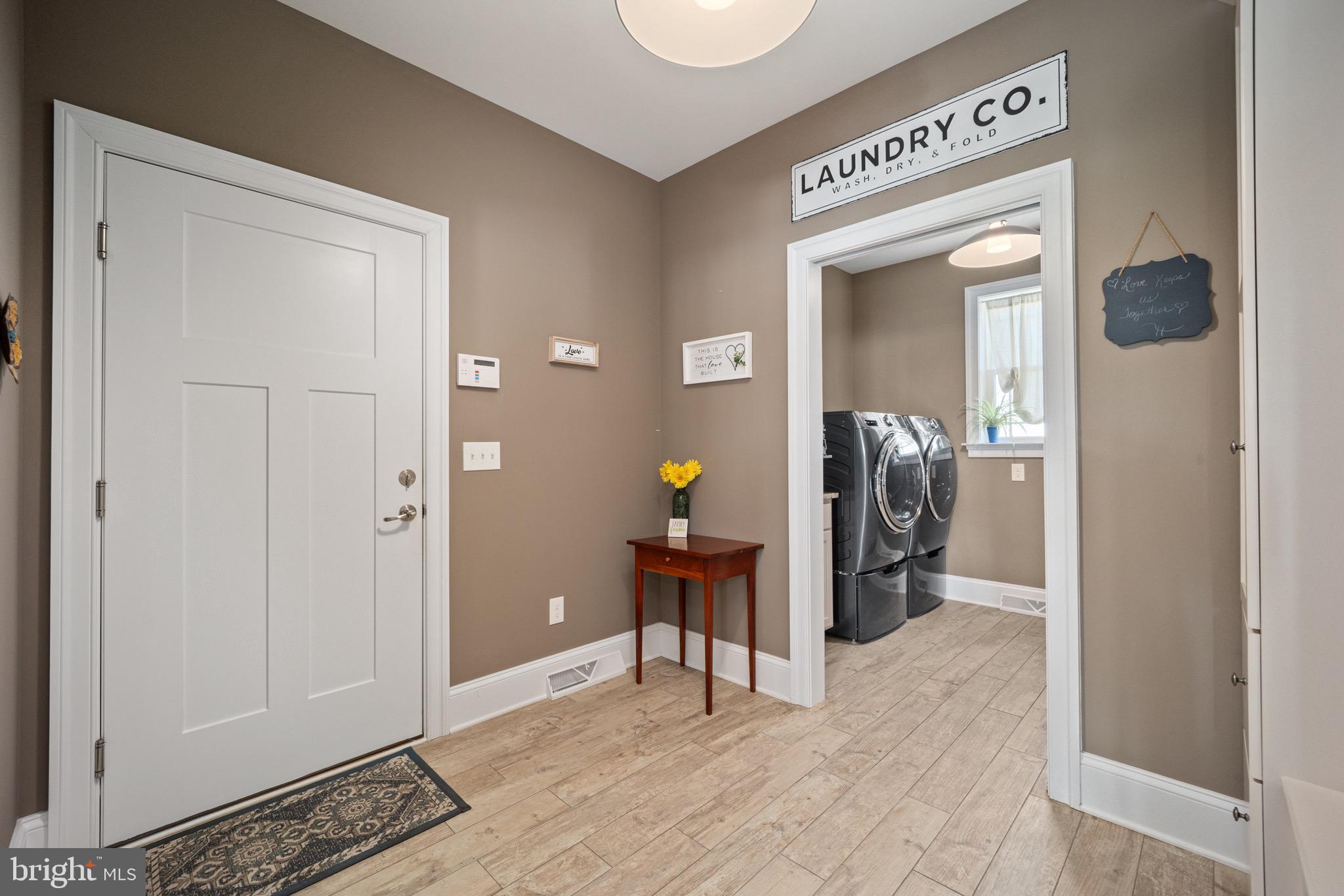 143 Pearsons Corner Road Hartly, DE 19953 - Photo 81 of 102 Entry from garage to mud room/laundry area
