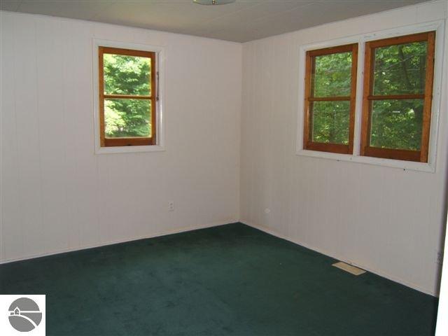 1860 Nichols Road Beulah, MI 49617 - Photo 13 of 15 1727919-12.JPG