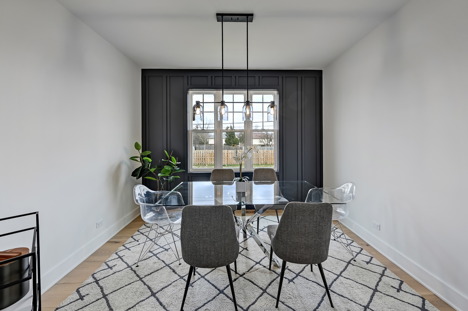 1205 Ridge Road Westmont, IL 60527 - Photo 2 of 25 a dining room with furniture and window