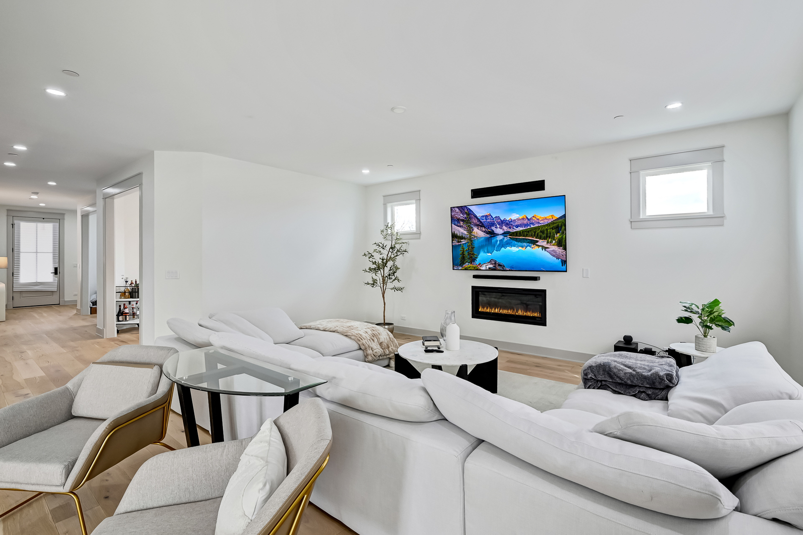 1205 Ridge Road Westmont, IL 60527 - Photo 7 of 25 a living room with furniture and a flat screen tv