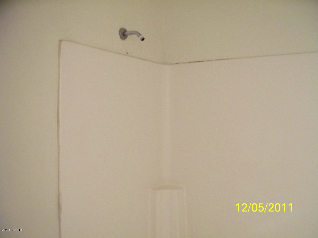 7777 East Golf Links Road, Unit 2205 Tucson, AZ 85730 - Photo 9 of 22 a view of a small space