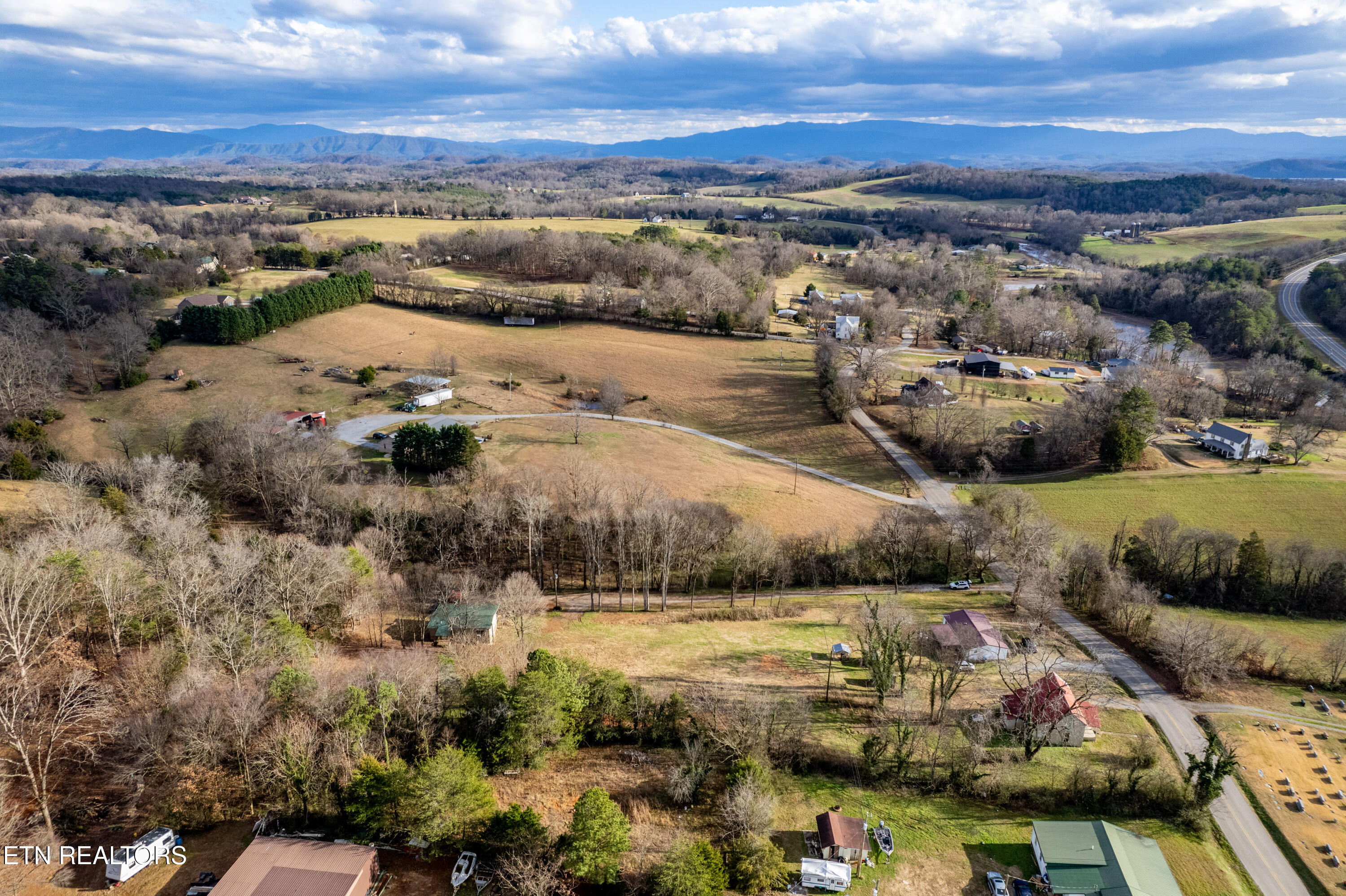 271 Trigonia Road Greenback, TN 37742 - Photo 26 of 26 271TrigoniaRd-31
