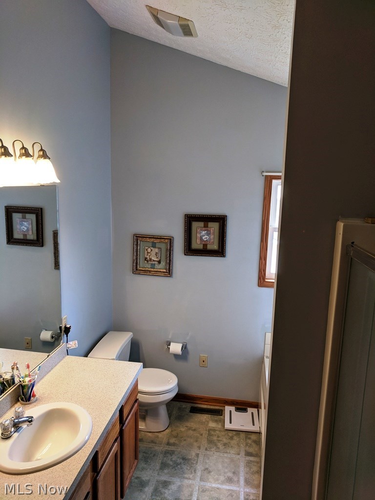 4091 Baird Road Stow, OH 44224 - Photo 14 of 35 Gallery Image 14