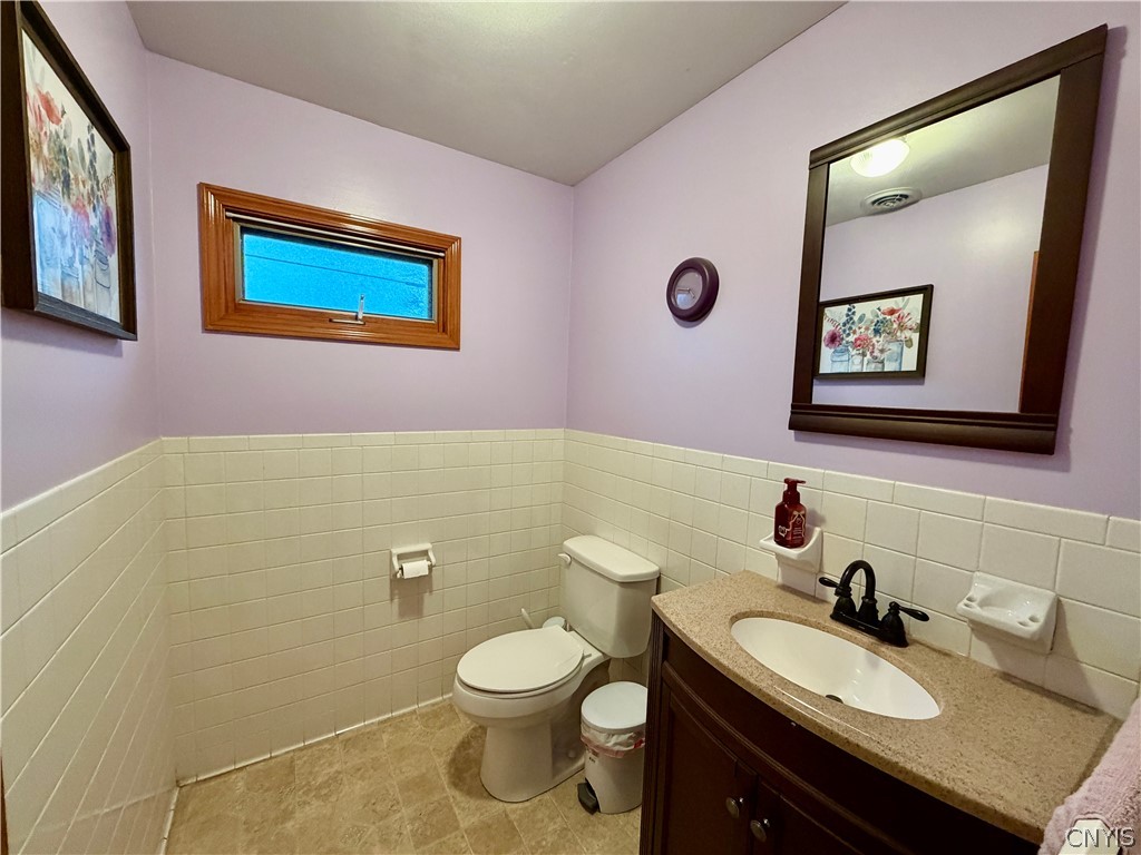 862 County Rte 25 Minetto, NY 13126 - Photo 8 of 37