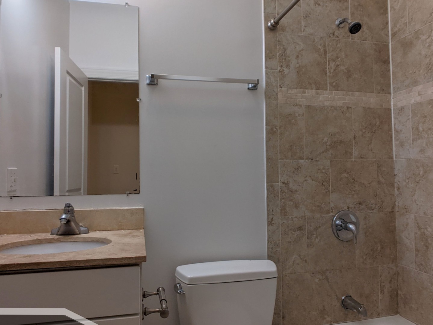 4715 North Sheridan Road, Unit 22N Chicago, IL 60640 - Photo 14 of 17