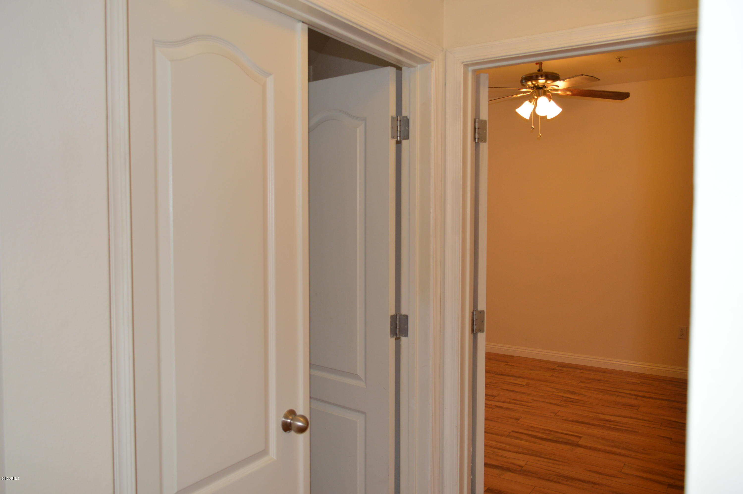 1701 East Colter Street, Unit 201 Phoenix, AZ 85016 - Photo 14 of 49 DSC_0015