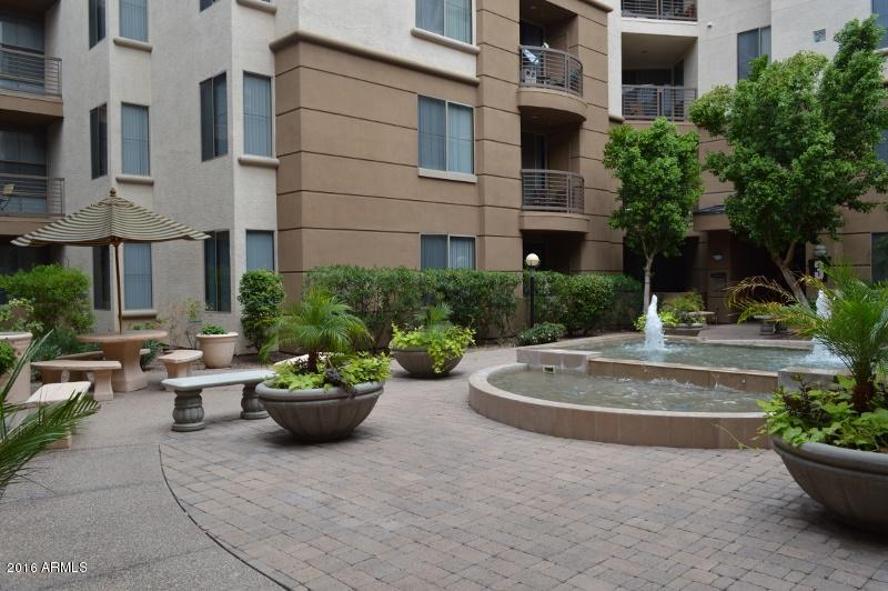 1701 East Colter Street, Unit 201 Phoenix, AZ 85016 - Photo 41 of 49 Fountain area