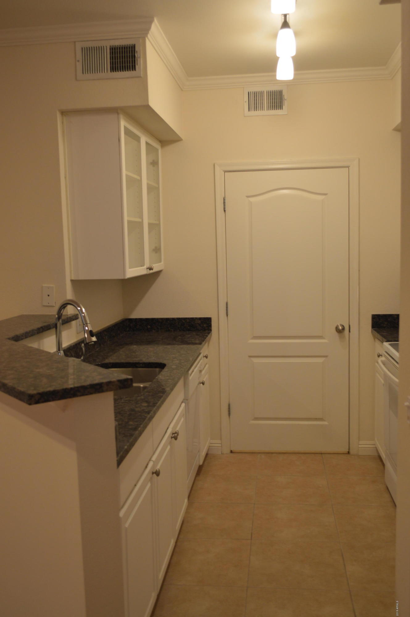 1701 East Colter Street, Unit 201 Phoenix, AZ 85016 - Photo 5 of 49 DSC_0006