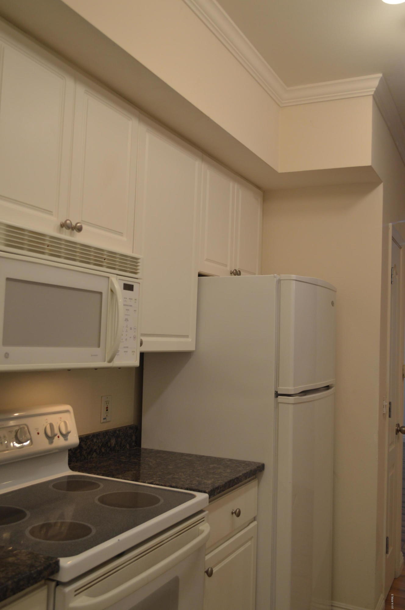 1701 East Colter Street, Unit 201 Phoenix, AZ 85016 - Photo 6 of 49 DSC_0008