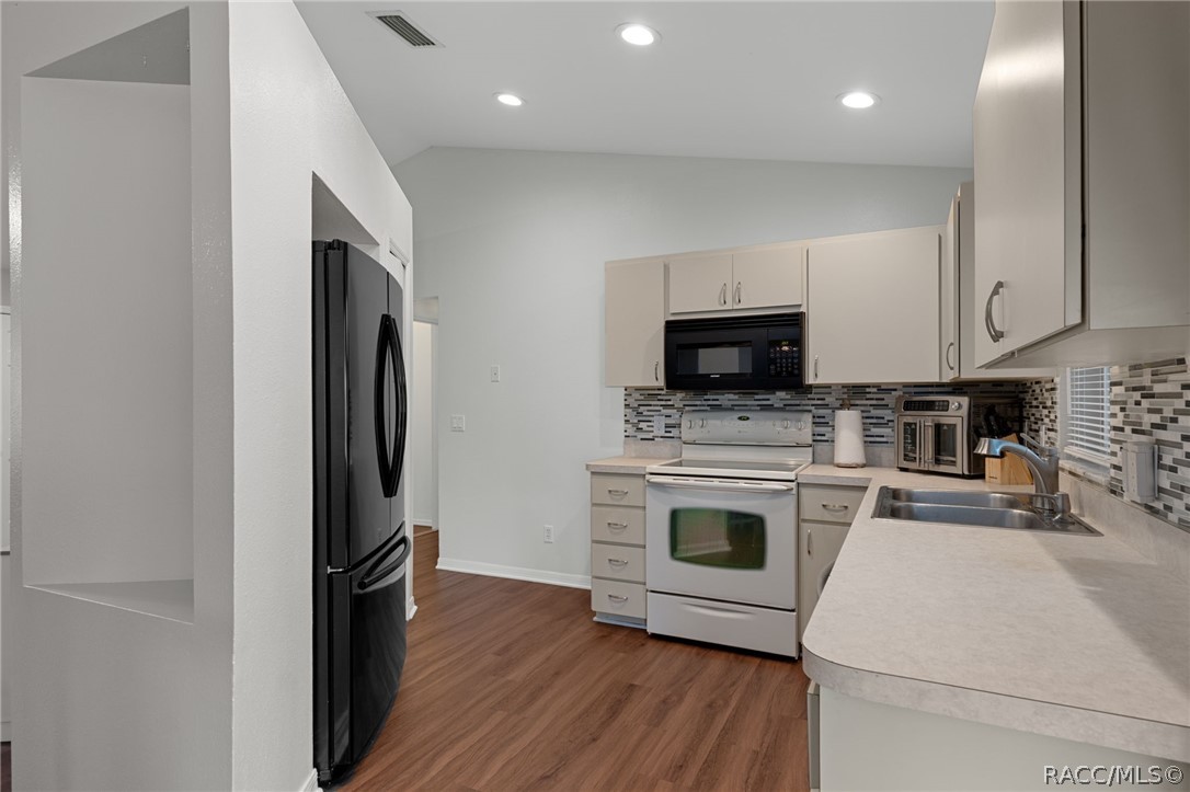1014 Stetson Terrace Inverness, FL 34450 - Photo 11 of 56