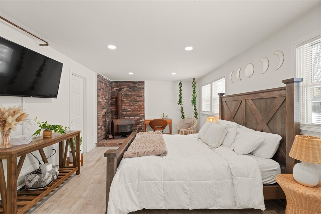 20 Walker Road Beverly, MA 01915 - Photo 17 of 35 Gallery Image 17