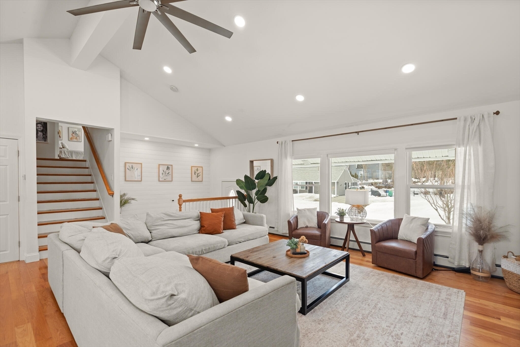 20 Walker Road Beverly, MA 01915 - Photo 4 of 35 Gallery Image 4