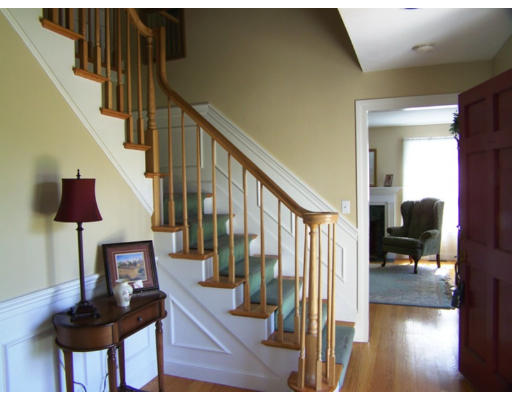 10 Molly Road Andover, MA 01810 - Photo 12 of 25 Gallery Image 12