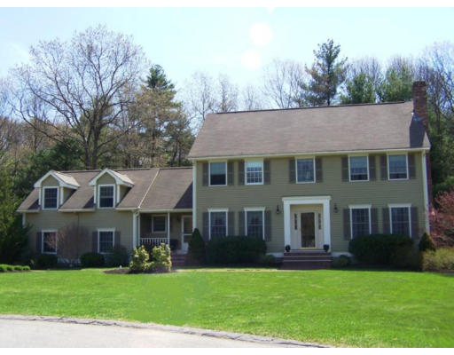 10 Molly Road Andover, MA 01810 - Photo 2 of 25 Gallery Image 2