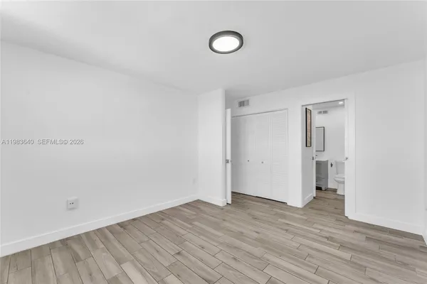 $2,000 | 1251 Northeast 108th Street, Unit 810, Miami, FL 33161