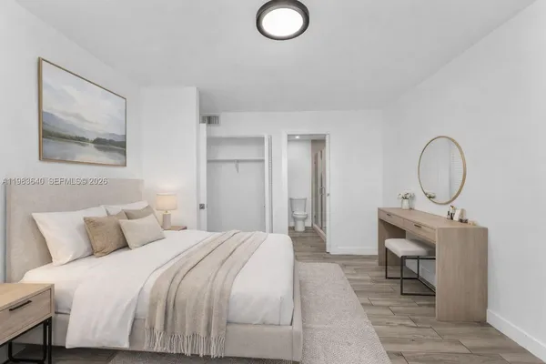 $2,000 | 1251 Northeast 108th Street, Unit 810, Miami, FL 33161