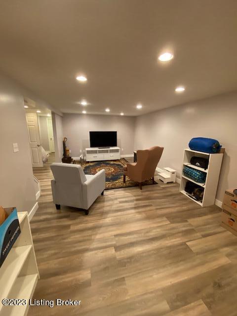 3901 Pembroke Road Louisville, KY 40220 - Photo 23 of 30 Basement Family Room