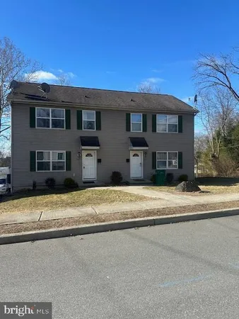 $2,050 | 353 Braeside Avenue, Unit 353, East Stroudsburg, PA 18301