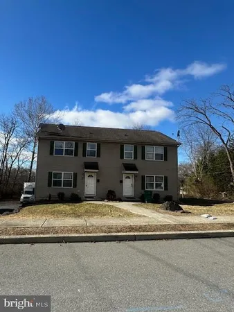 $2,050 | 353 Braeside Avenue, Unit 353, East Stroudsburg, PA 18301