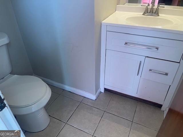 710 Stratford Green Avondale Estates, GA 30002 - Photo 5 of 9 a bathroom with a sink and a toilet