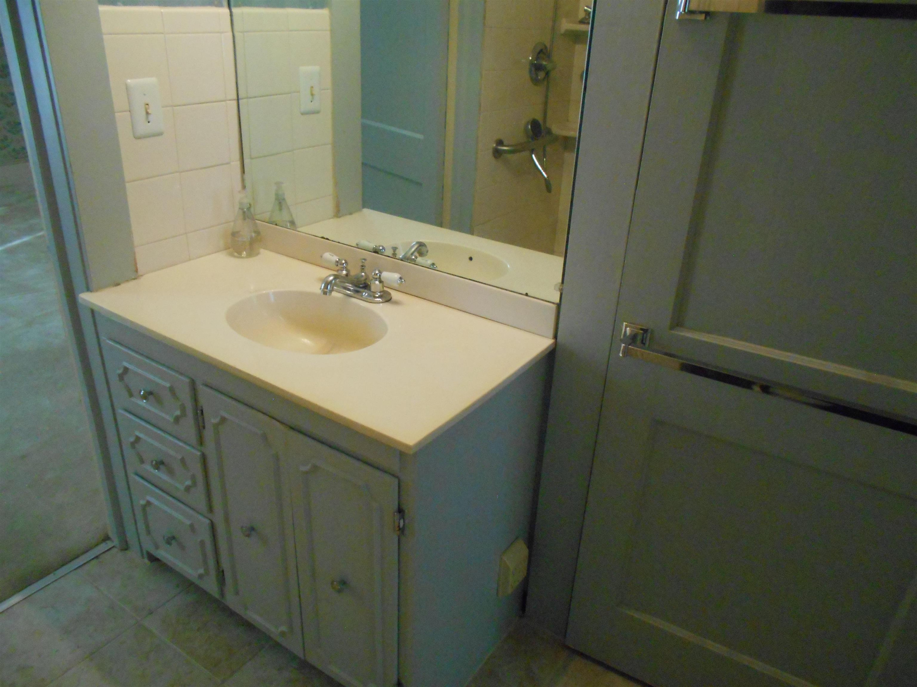 528 Leasburg Road Roxboro, NC 27573 - Photo 10 of 17 Photo 10