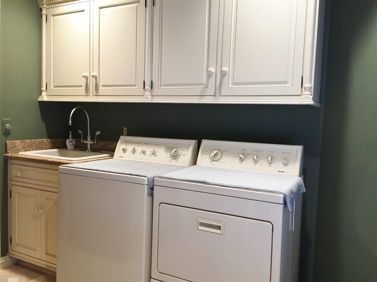 741 Shelden Road Grosse Pointe Shores, MI 48236 - Photo 24 of 52