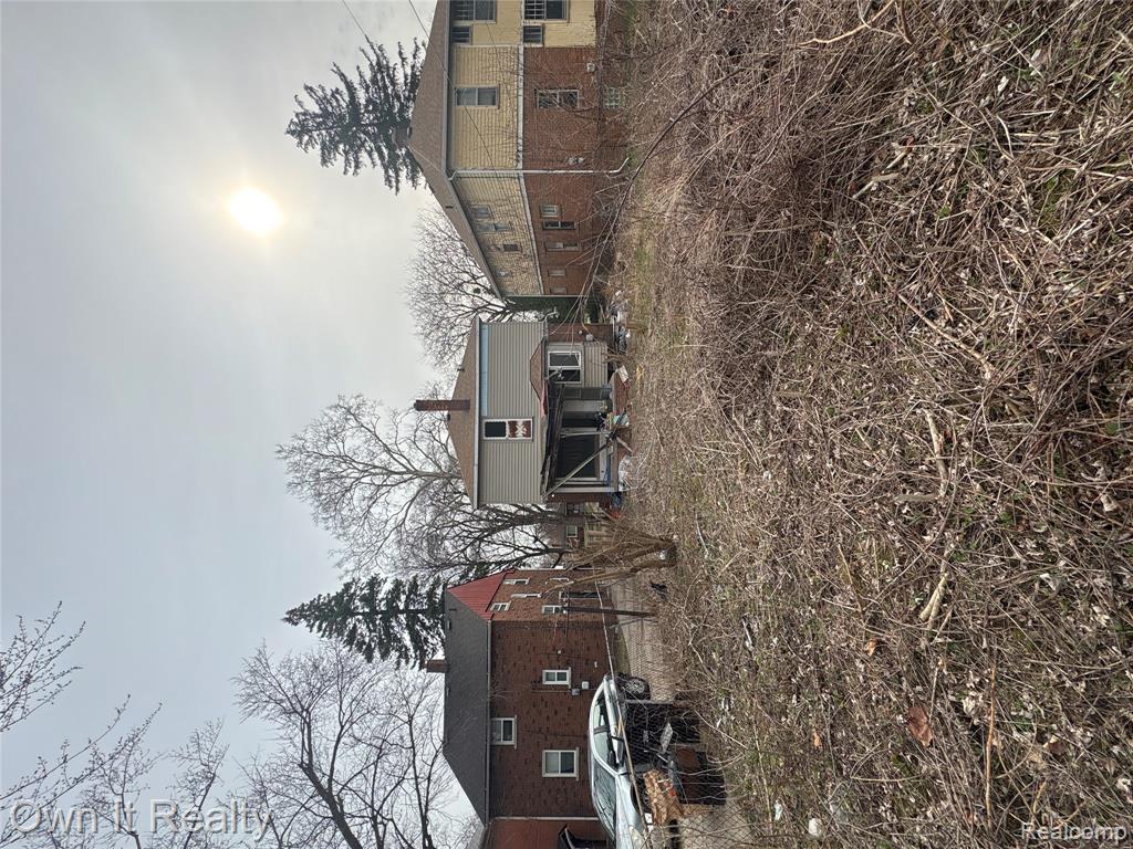 15343 Whitcomb Detroit, MI 48227 - Photo 12 of 48