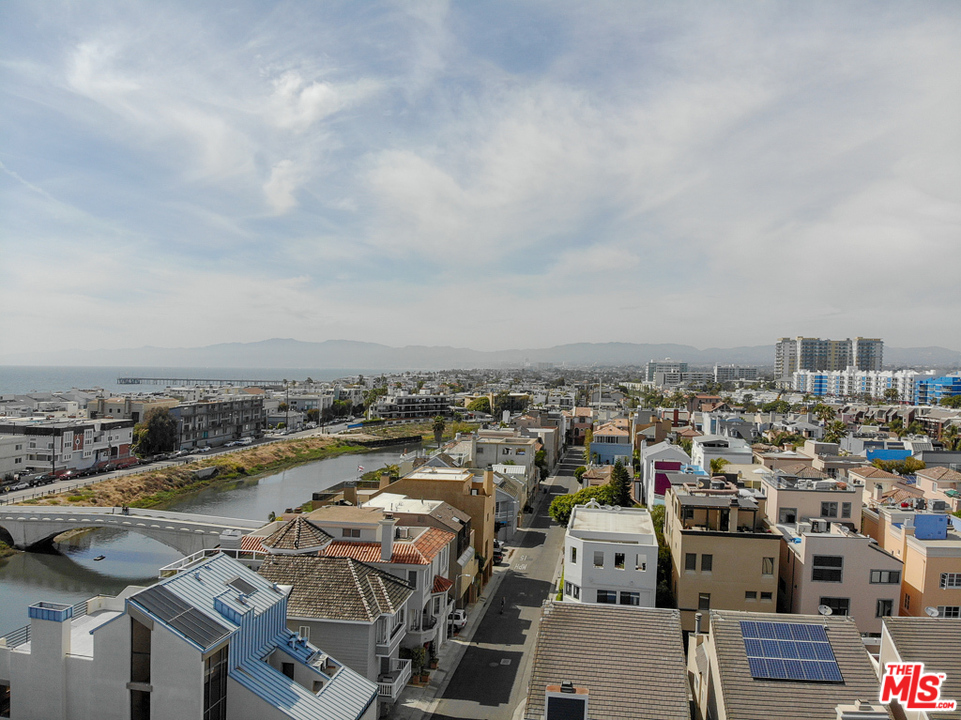 4404 Roma Court Marina del Rey, CA 90292 - Photo 31 of 31 a view of city