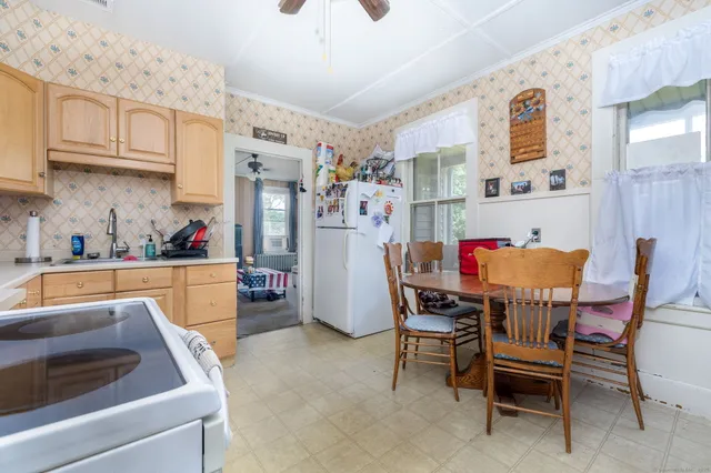 $539,900 | 115 Grove Street, Putnam, CT 06260