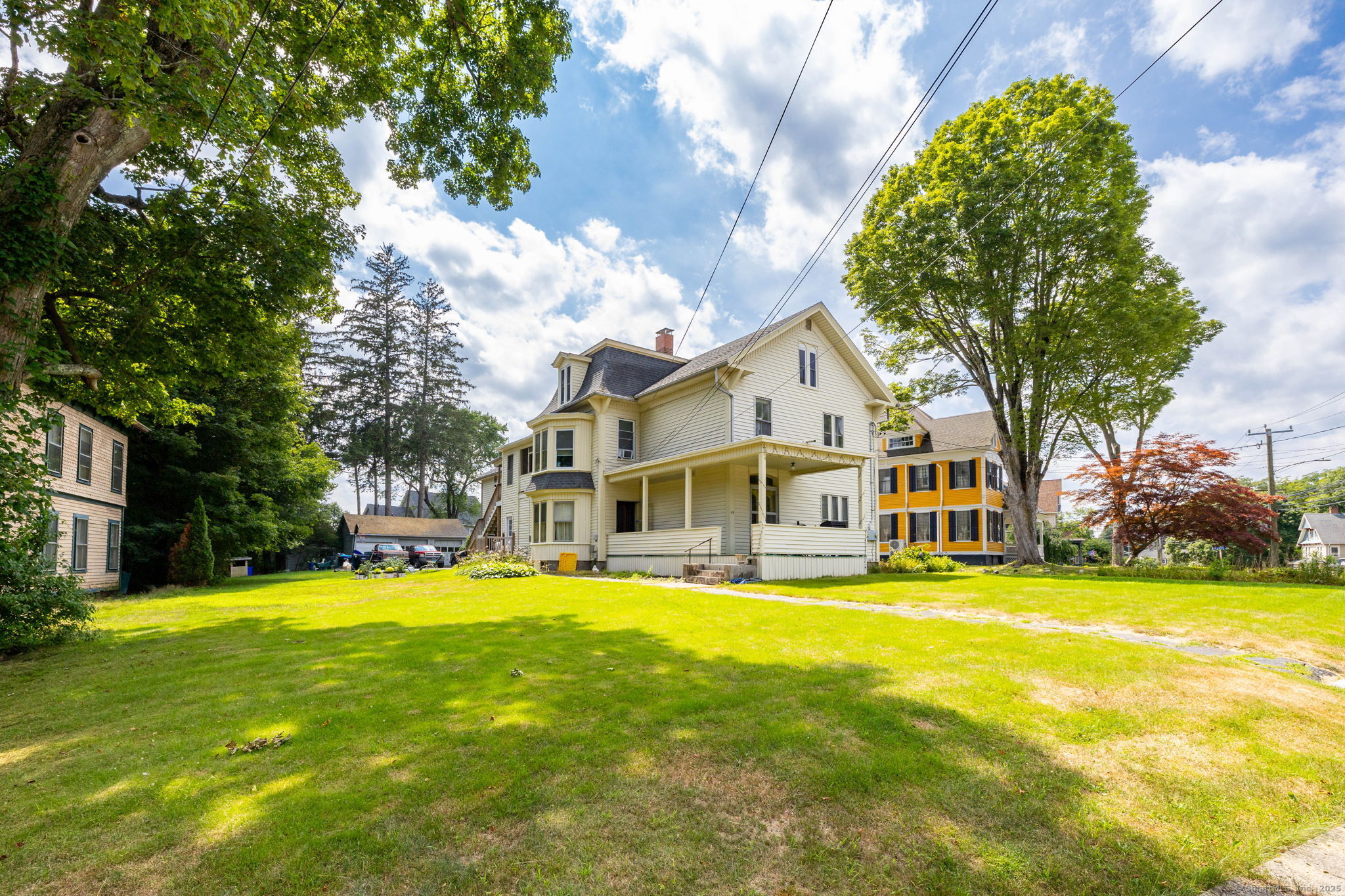 115 Grove Street Putnam, CT 06260 - Photo 4 of 36