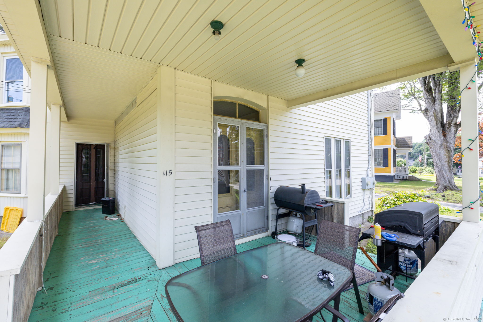 115 Grove Street Putnam, CT 06260 - Photo 6 of 36