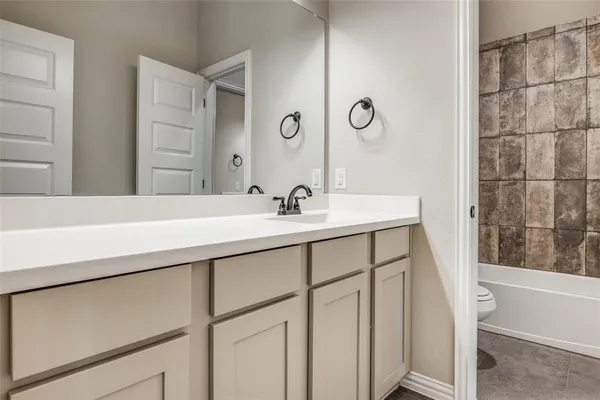 $3,400 | 2511 Linwood Drive, Venus, TX 76084