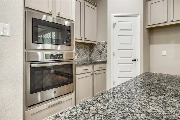 $3,400 | 2511 Linwood Drive, Venus, TX 76084