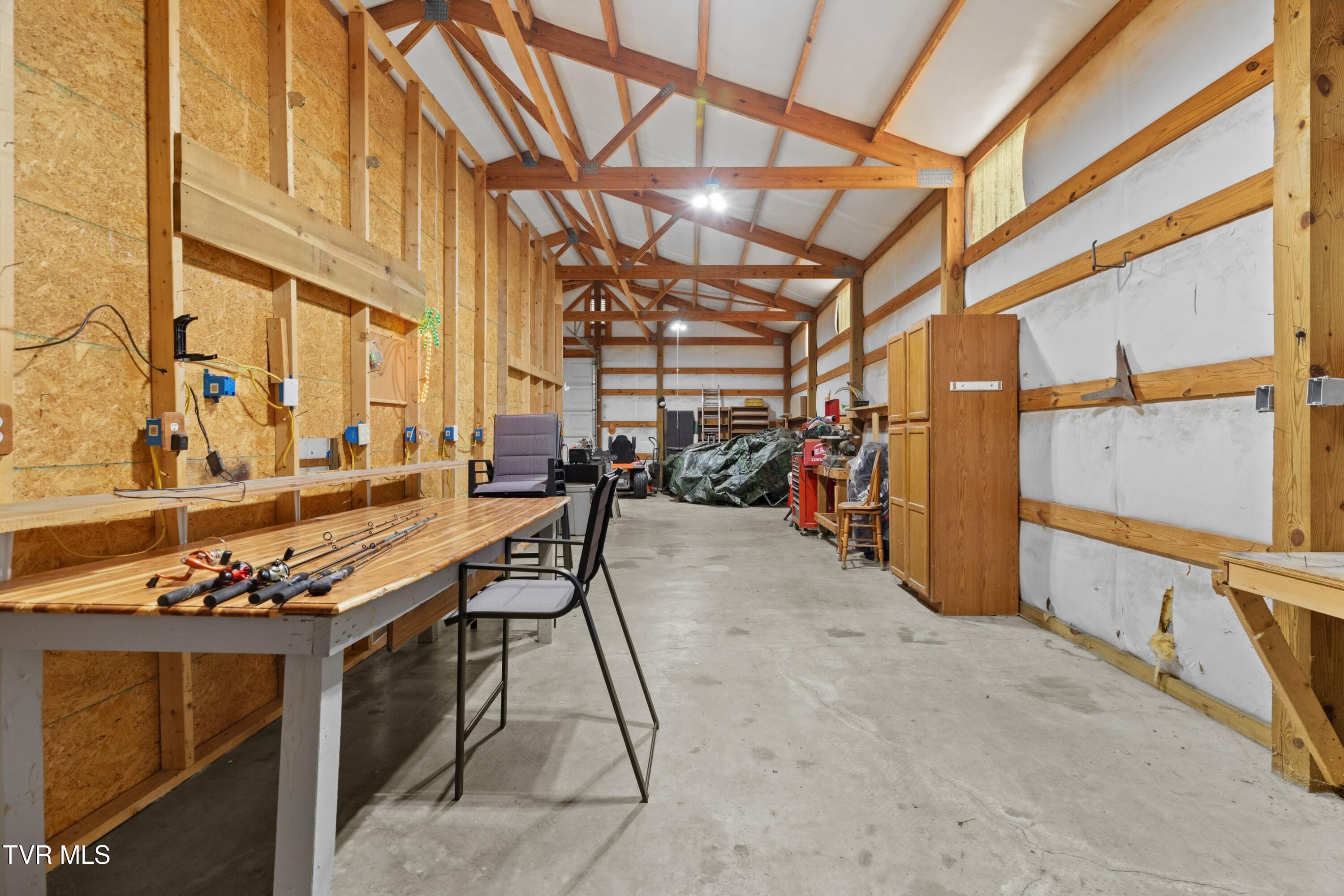 643 Hart Road Dandridge, TN 37725 - Photo 35 of 63 035-643HartRoad-Dandridge-TN-37725-SMALL