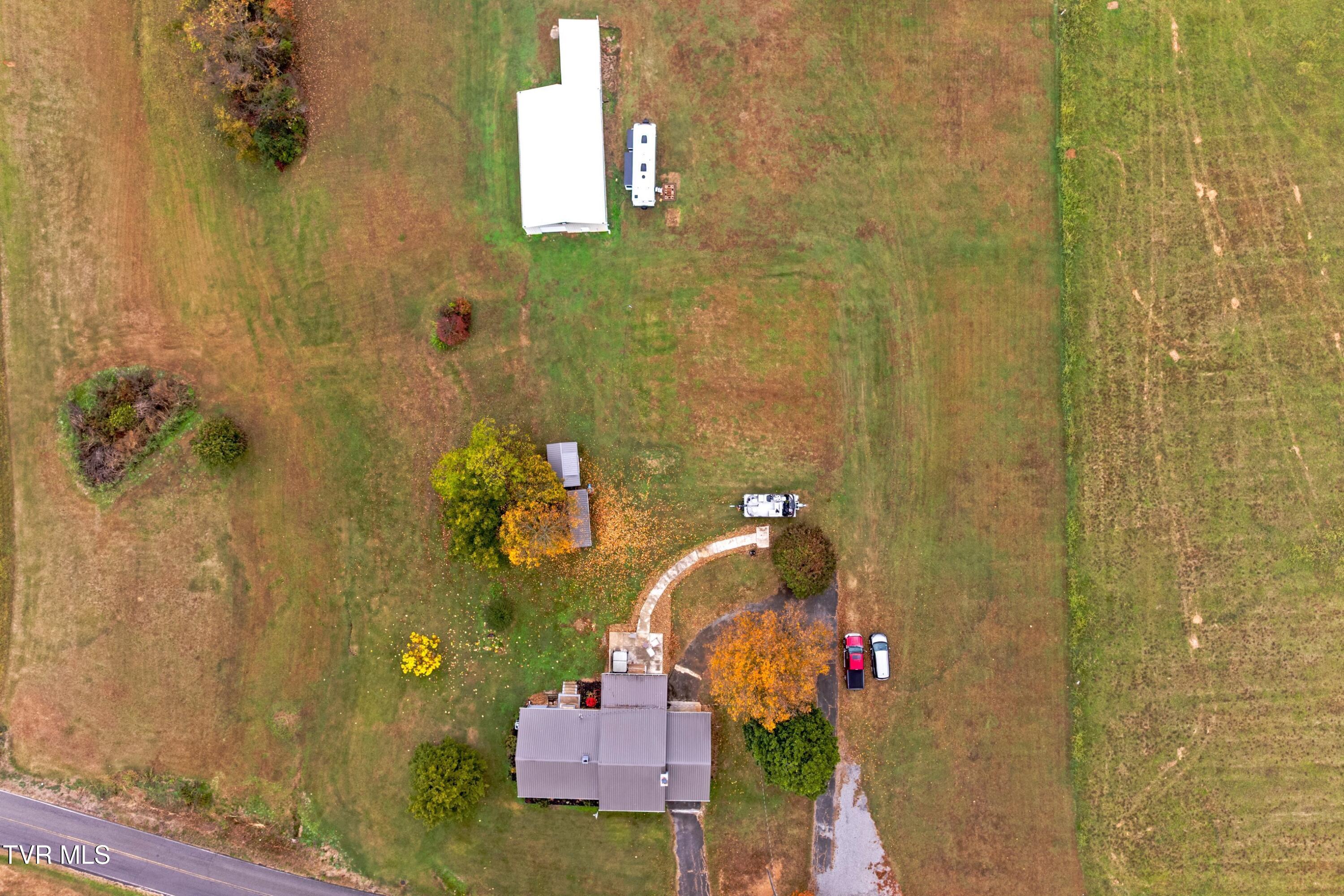643 Hart Road Dandridge, TN 37725 - Photo 54 of 63 054-643HartRoad-Dandridge-TN-37725-SMALL
