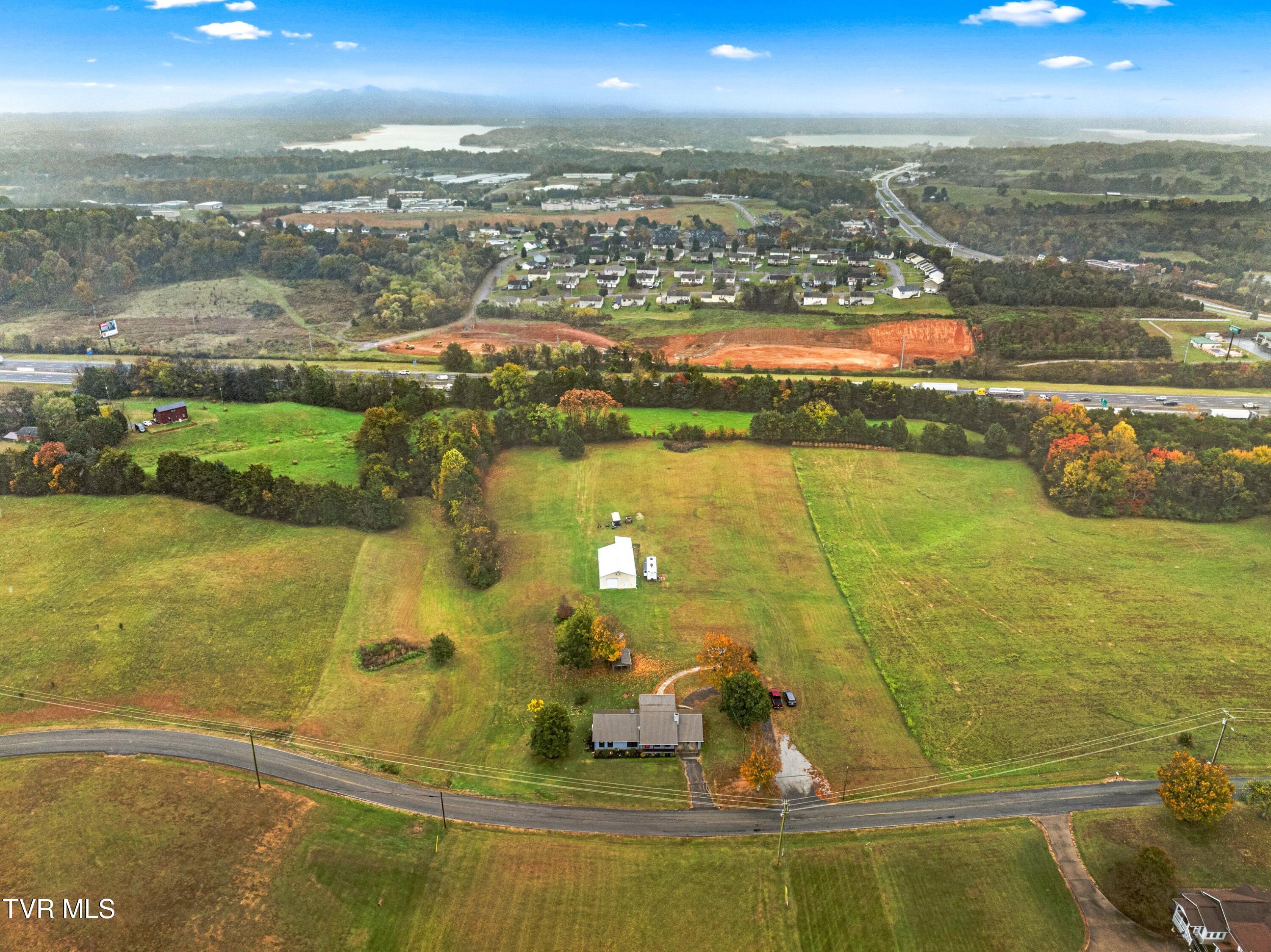 643 Hart Road Dandridge, TN 37725 - Photo 55 of 63 055-643HartRoad-Dandridge-TN-37725-SMALL